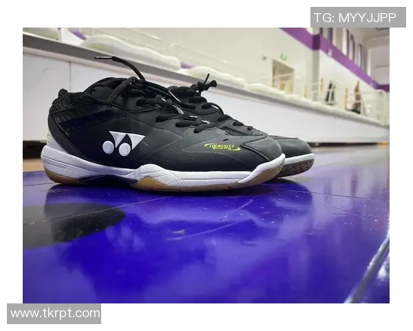 羽毛球装备选购指南:如何选择适合你的高品质球袜